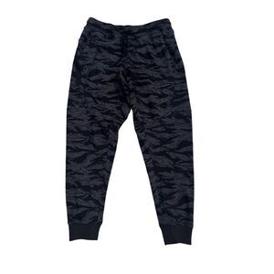 Men’s Virus camo athletic joggers size small